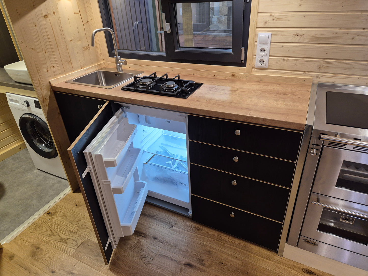 Escape 8400 - 2 Lofts