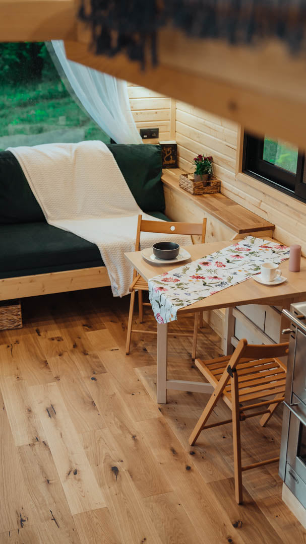 Fully Off Grid Tiny House with Wood Stove and Clean Water Tank