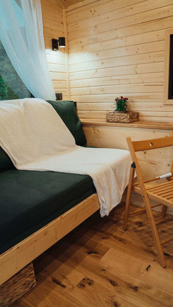 Fully Off Grid Tiny House with Wood Stove and Clean Water Tank