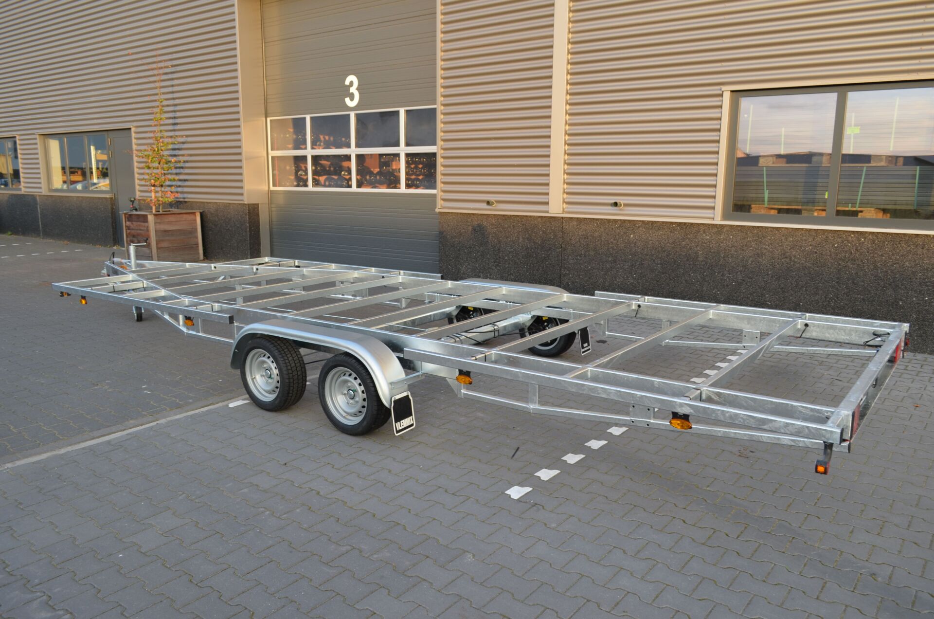 Tiny House 660 Platform 2x1800kg Solido Tiny House Tiny House 660 Platform 2x1800kg Solido Tiny House