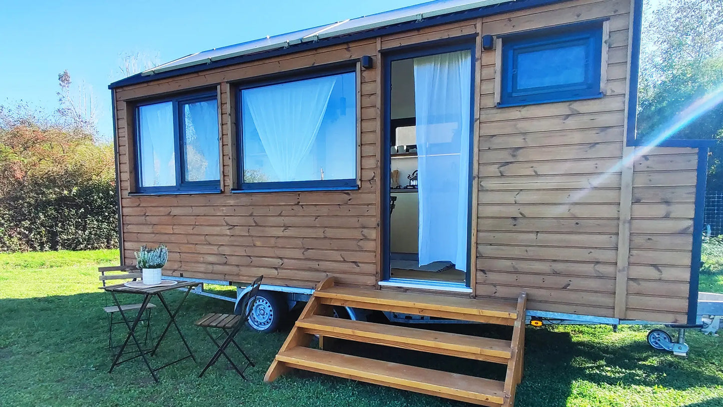 Cabina U 5400 - Madera Blanca