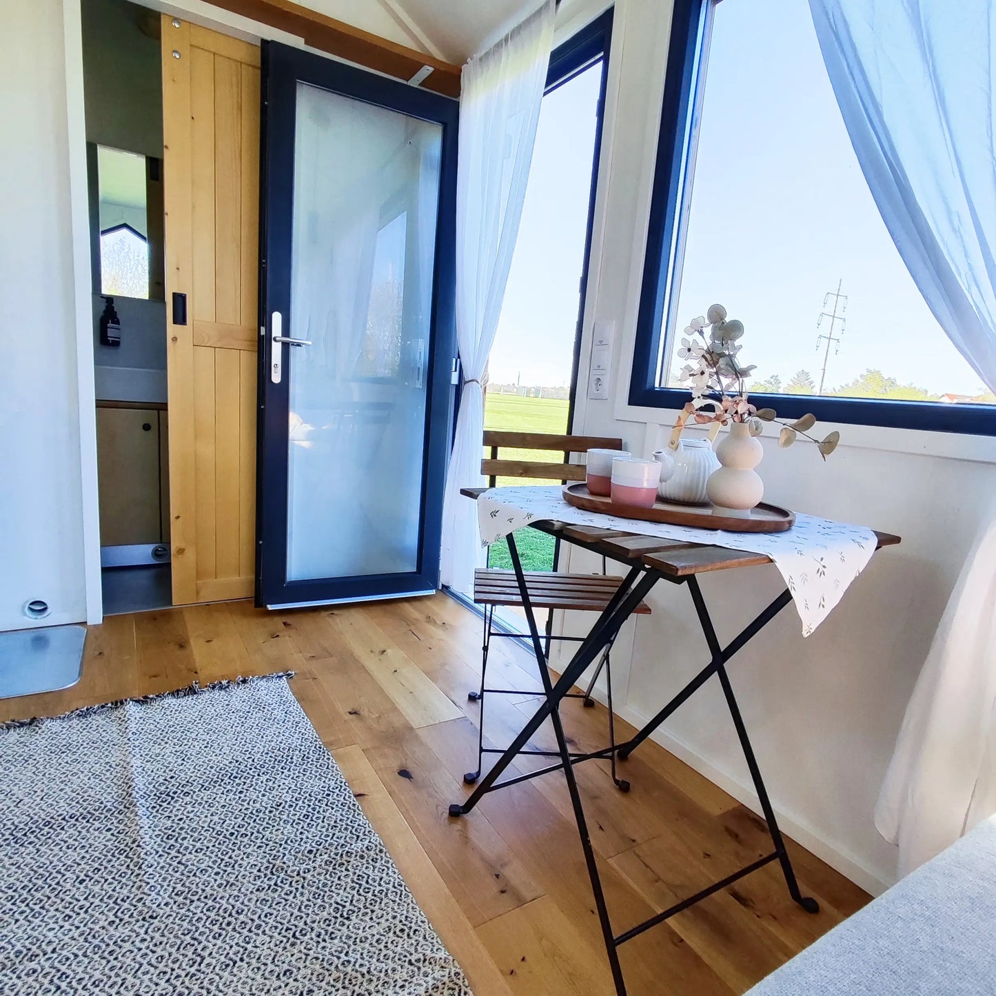 Cabina U 5400 - Madera Blanca