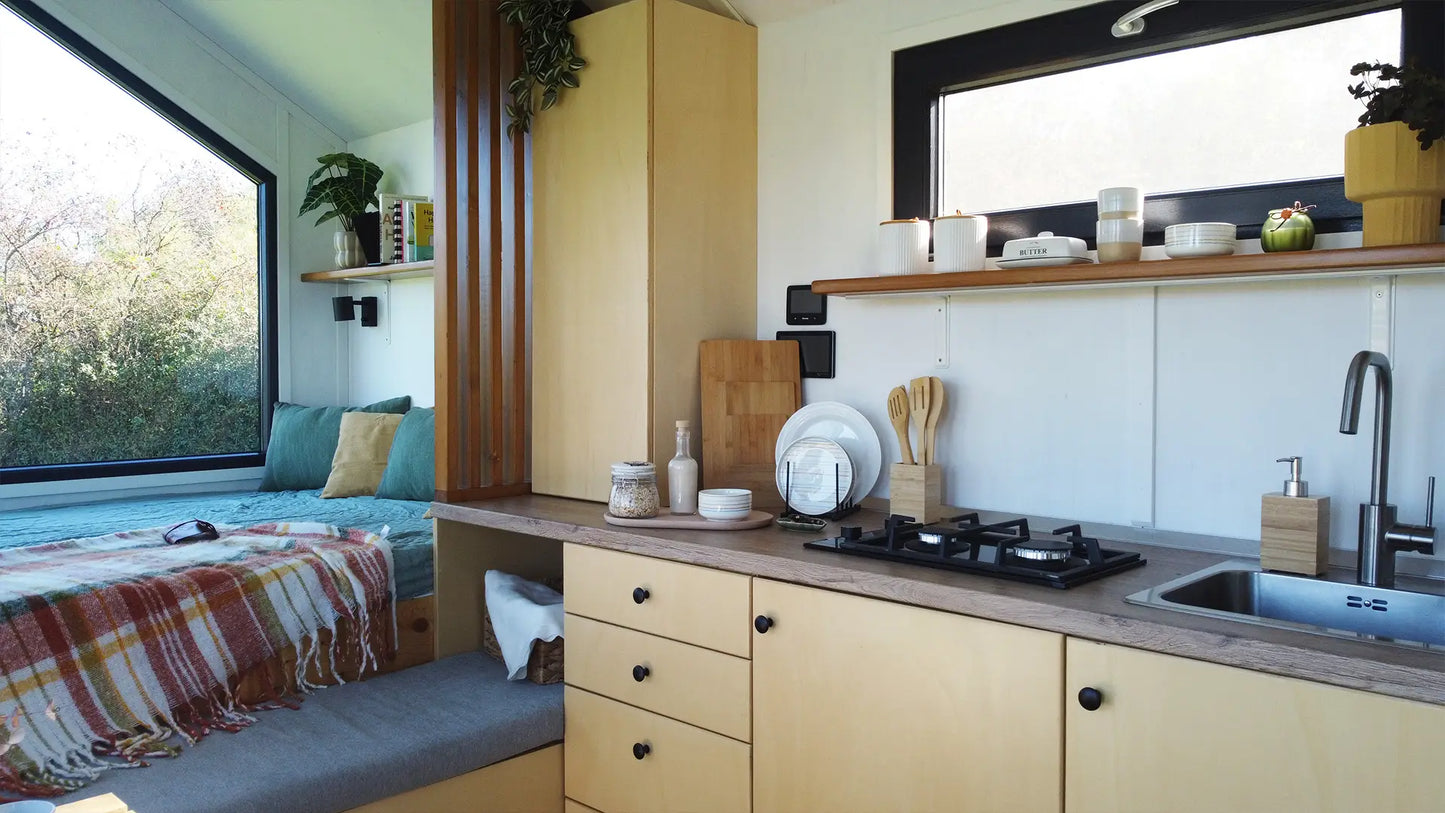 Cabina U 5400 - Madera Blanca
