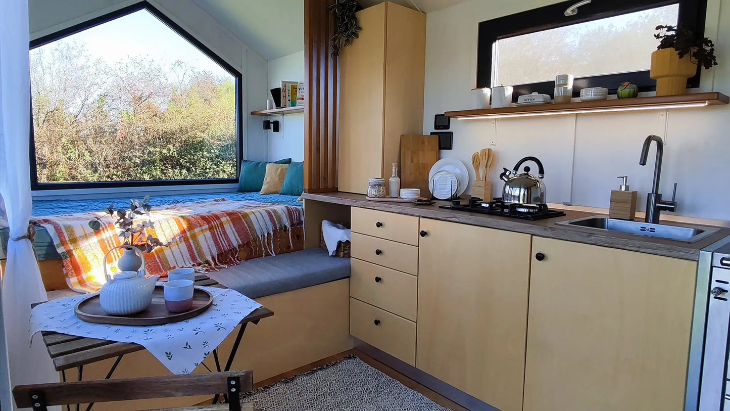 Cabina U 5400 - Madera Blanca